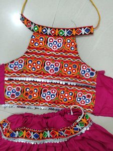 Girls Ethnic Dress   Navaratri Lehenga..