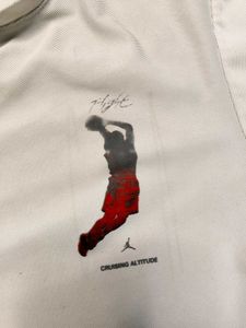 Jordan Tour Cruising Altitude T-Shirt M Size