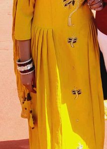 Yellow Embroidered Kurti With Dupatta