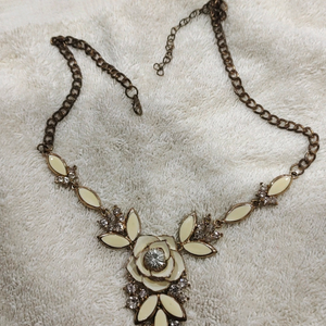 Korean necklace