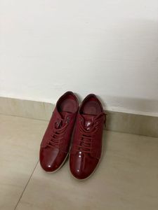 Chic Burgundy Patent Lace-Up Shoes