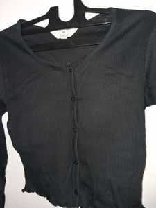Chic Ribbed Button-Up Crop Top