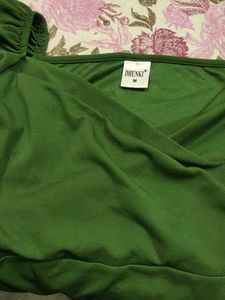 Elegant Green Long Sleeve Top