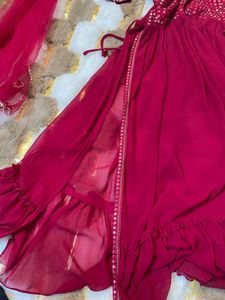 nyra cut dress set