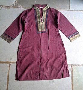 Elegant Maroon Embroidered Kurta