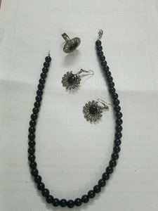 Black Pearl Necklace With Earrings And Ring