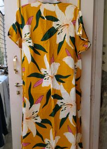 Vibrant Floral Print Midi Dress