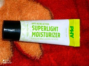 Phy Green Tea Superlight Moisturizer | Anti-Acne A