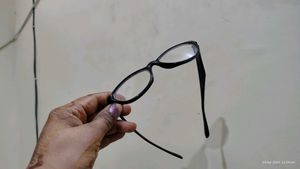 eye glass frame in perfect condition 👍🔥