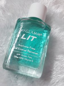 Myglamm Lit Acetone Free Nail Enamel Remover With