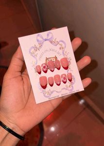 Elegant Press-On Nails Set