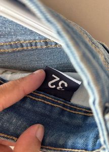 Blue High-Waisted Skinny Jeans