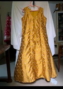 Elegant Yellow Floral Kurta