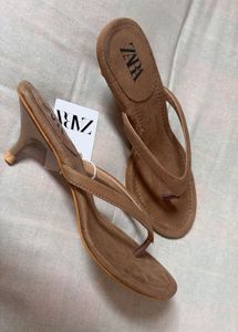 ZARA KITTEN HEELS
