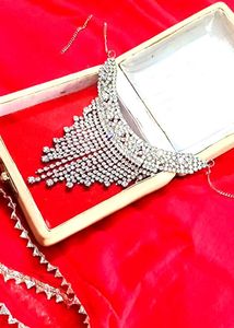 Stunning Rhinestone Statement Necklace