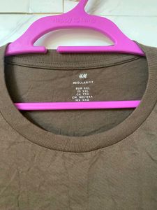 H&amp;M Regular Fit Tshirt - XXL (worn once)