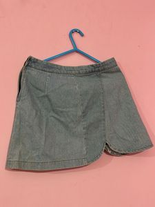 Denim mini skirt