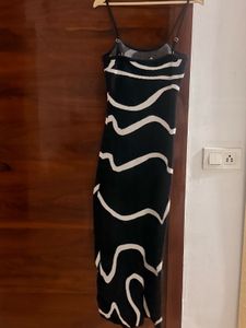 Stylish Black & White Print Midi Dress
