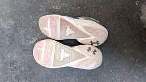 under Armour sports shoes 👟