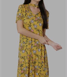 Choker Neck Floral Dress