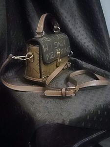 It's Lovely Handbag👜👜👜👜 For Women's And girls