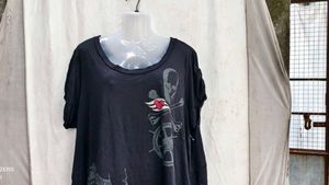 I. Pirate Ship Graphic T-Shirt