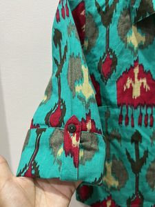 New Top With Tag