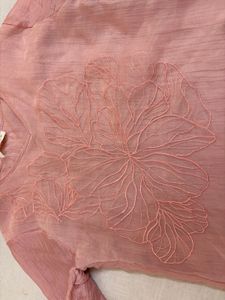 Beautiful Pink Embroidered Kurta