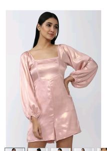 💥PRICE DROP 💥💥FOREVER 21 PINK PLAYSUIT