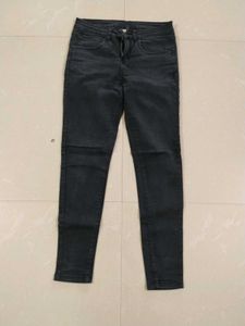 Black jeans skinny