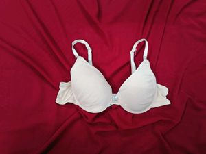 🇳🇿💫🎀Beige Padded Bra with Blue Bow Detail