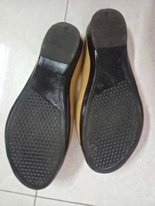 Stylish Women's Slip-On Sandals