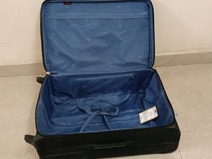 VIP Large Checkin Suitcase/Trolley with lock