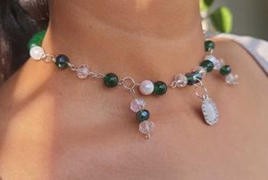 Handmade Emerald &amp; Pearl Beaded Necklace