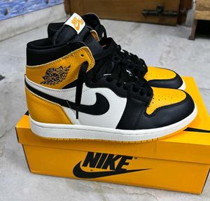 NIKE AIR JORDAN 1 HIGH TAXI UK 7