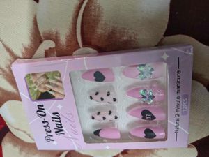 Cute Pink Heart Press-On Nails