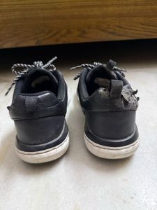 Stylish Black Sneakers/Shoes