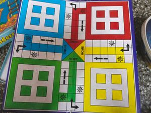 Ludo-Snakes &amp; Ladders Complete Family Game