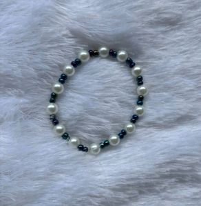 Breclet With Pearl