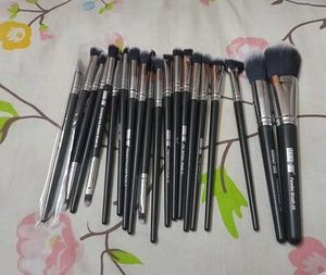 Professional Makeup Brush Set 20 piece