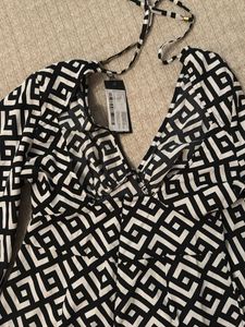 Chic Black &amp; White Geometric Print jumpsuit
