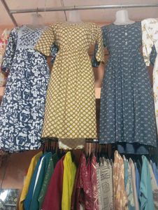 all size available aur bhi delay wear stock hai ti