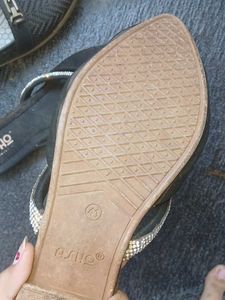 Elegant Black Embellished Flats