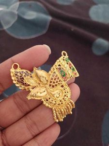 Gold Pleated Mangalsutra