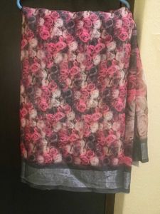 Floral Print Saree with Metallic Border