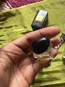 Elegant Women's Watch with Fragrance Set