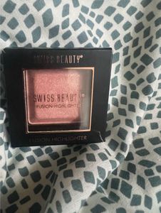 New Swiss Beauty Highlighter