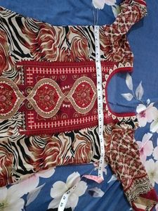 Elegant Printed Kurta Set with Pants lil warm