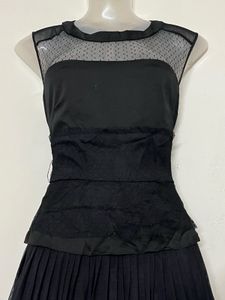 Pintresty Chic Black Ruffled Dress