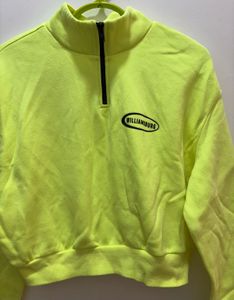 H&amp;M Zip Up Cropped Sweatshirt